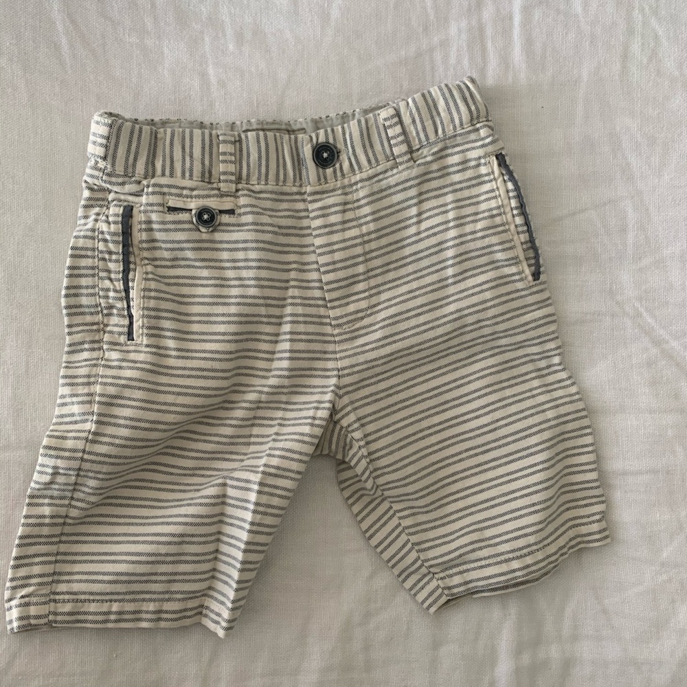 ZARA boys size 6 striped shorts